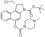 结构式 CAS# 244154-66-3, (1S)-1-(氯甲基)-1,2-二氢-5-[[(4-甲基-1-哌嗪基)羰基]氧基]-3H-苯并[e]吲哚-3-羧酸叔丁酯